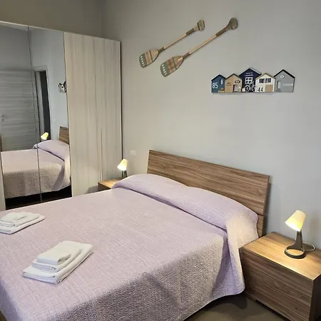 La Tinaia - Excellent For Sardegna & Corsica - 6-8 Beds - Private Parking Included With Villa *